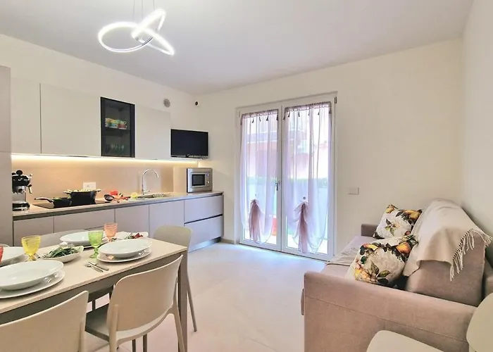 Soleil Pool 아파트 바르돌리노